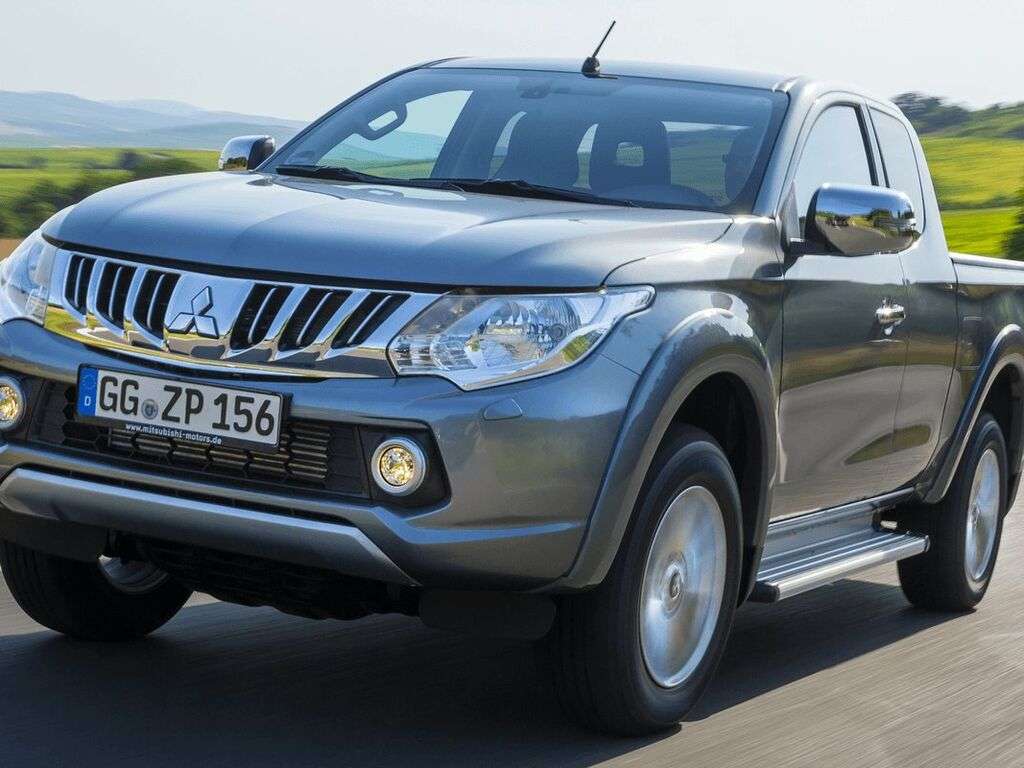 Bilmåtter til Mitsubishi L200 2015 - 2023