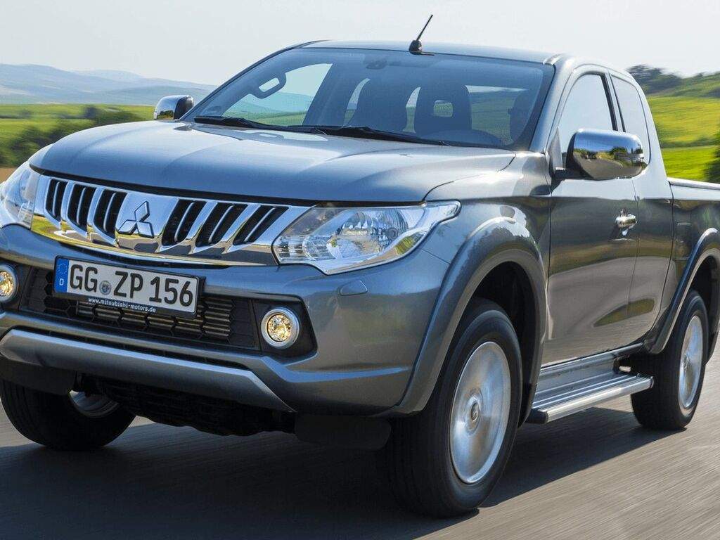 Bilmåtter til Mitsubishi L200 2015 - 2023