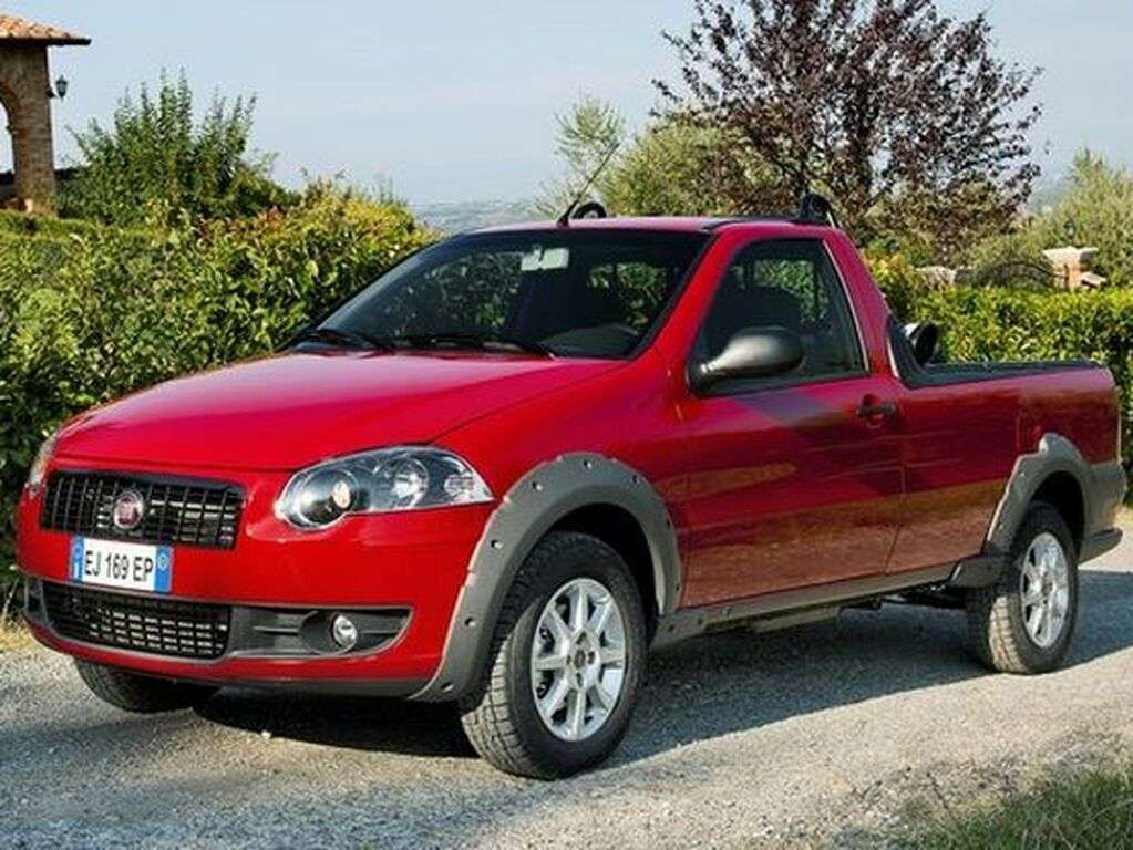 Bilmåtter til Fiat Strada 2012 - 2020