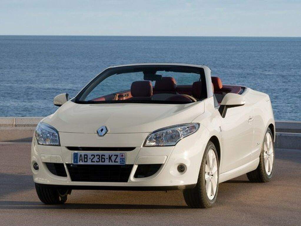 Bilmåtter til Renault Megane CC 2010 - 2012