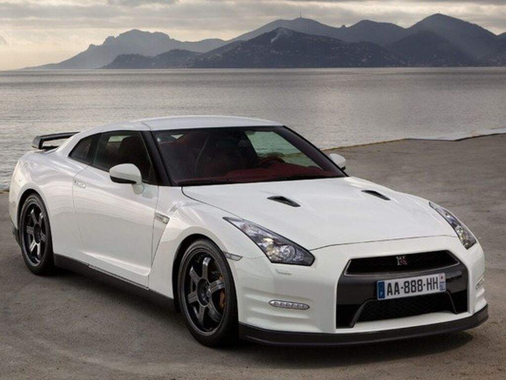 Bilmåtter til Nissan GT-R 2008 - 2026
