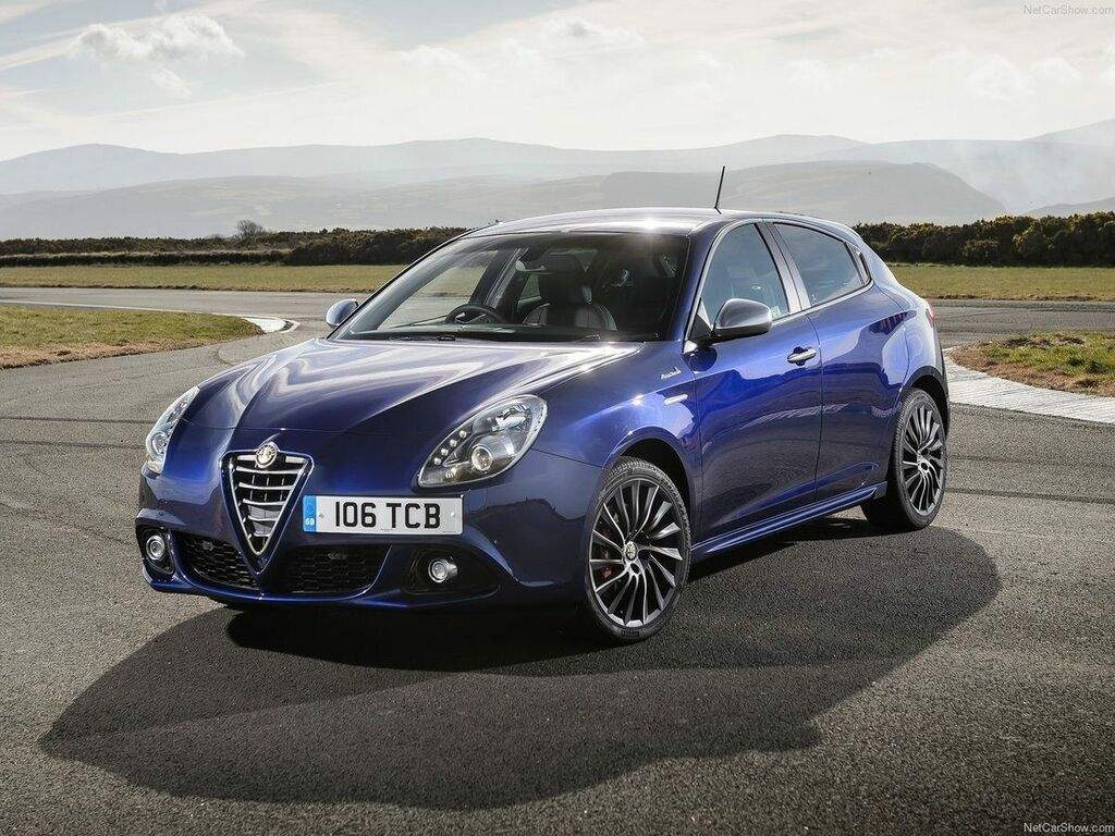 Bilmåtter til Alfa Romeo Giulietta 2014 - 2020