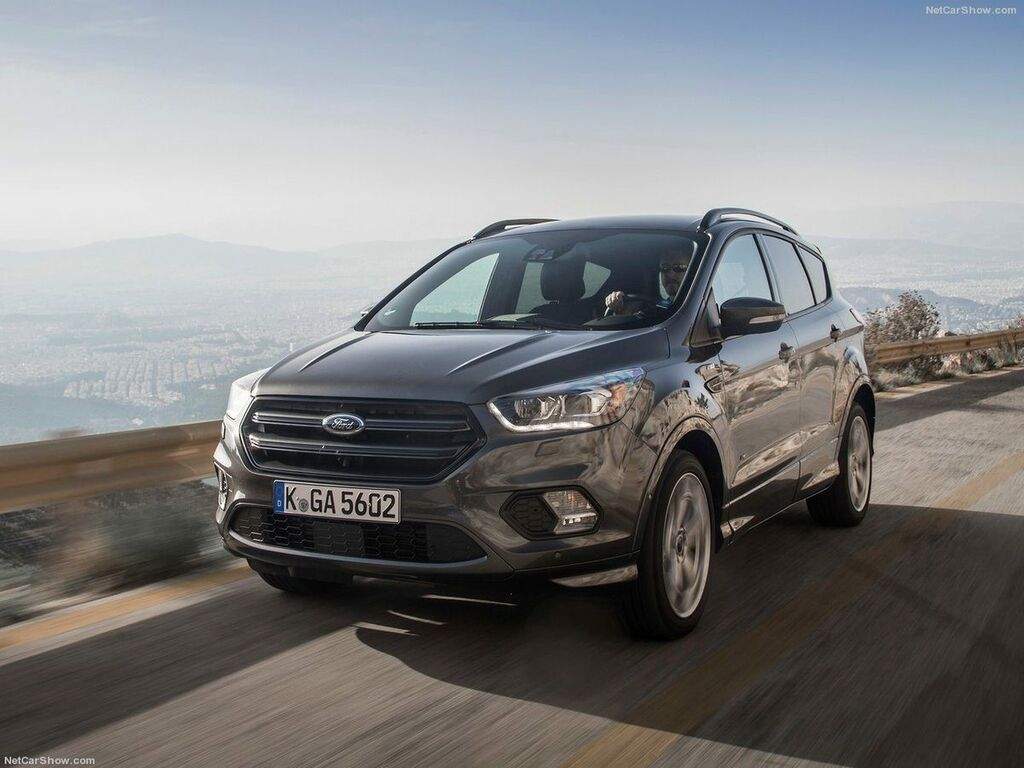 Bagagerumsmåtte til Ford Kuga 2016 - 2020