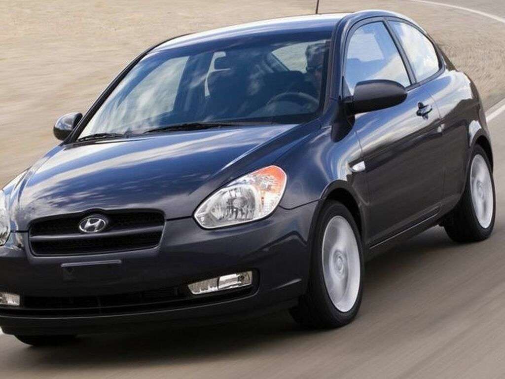 Bilmåtter til Hyundai Accent 2005 - 2010