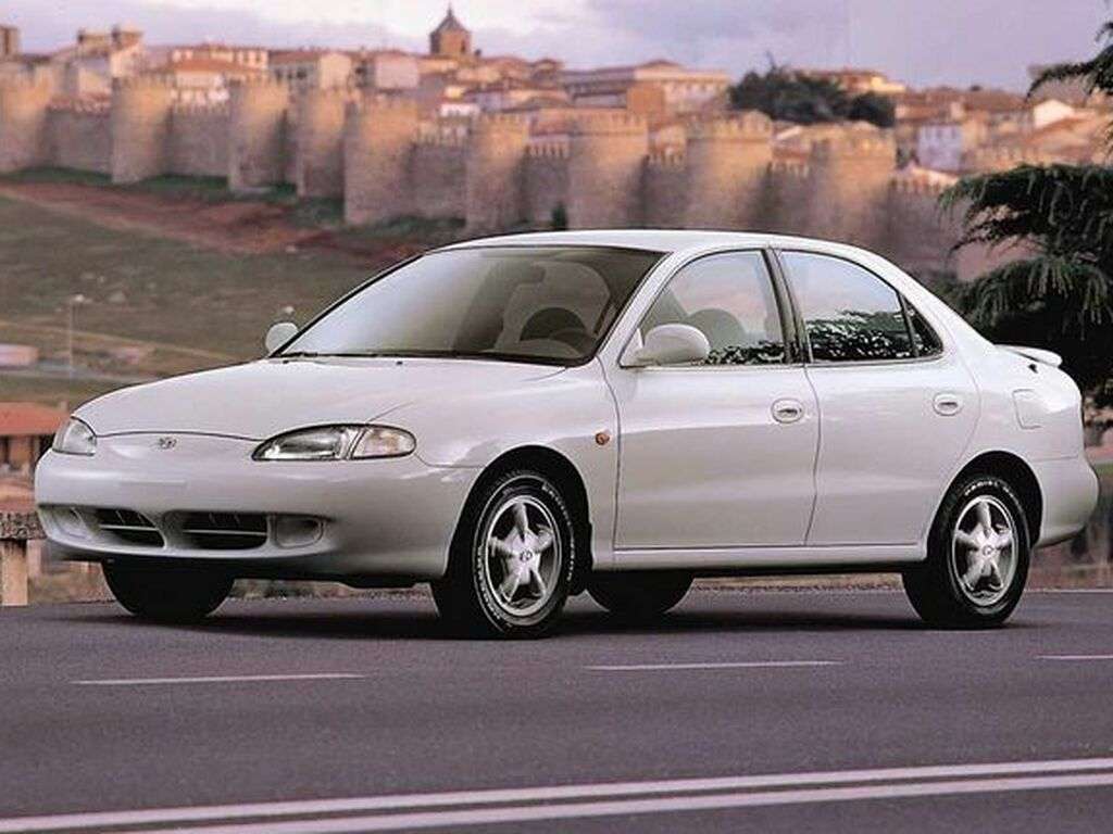 Bilmåtter til Hyundai Lantra 1996 - 1998