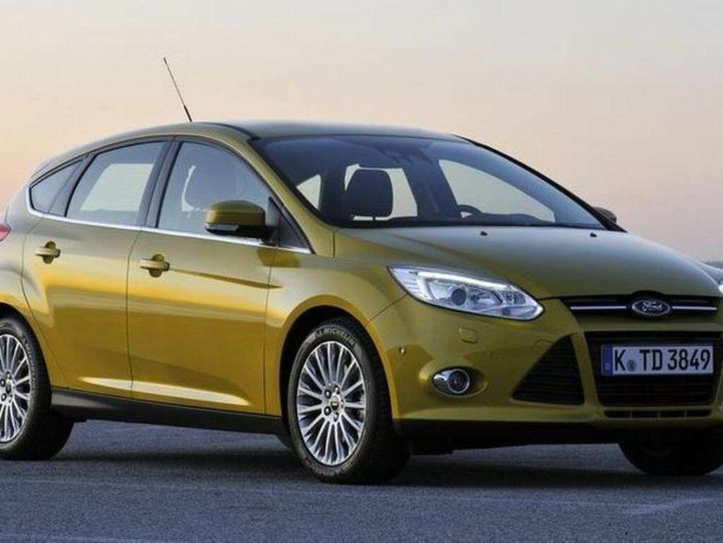 Bagagerumsmåtte til Ford Focus 2011 - 2018