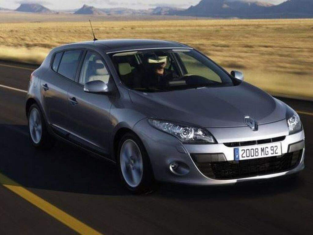 Bagagerumsmåtte til Renault Megane 2009 - 2016
