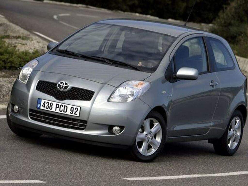 Bagagerumsmåtte til Toyota Yaris 2006 - 2011