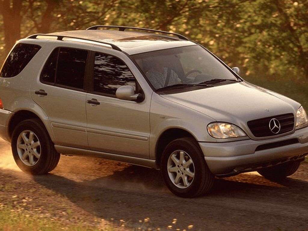 Bilmåtter til Mercedes M-Klasse W163 1997 - 2005