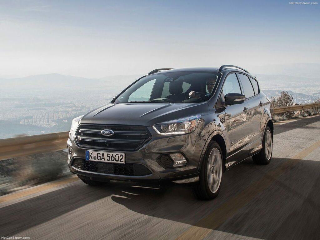 Bilmåtter til Ford Kuga 2016 - 2020