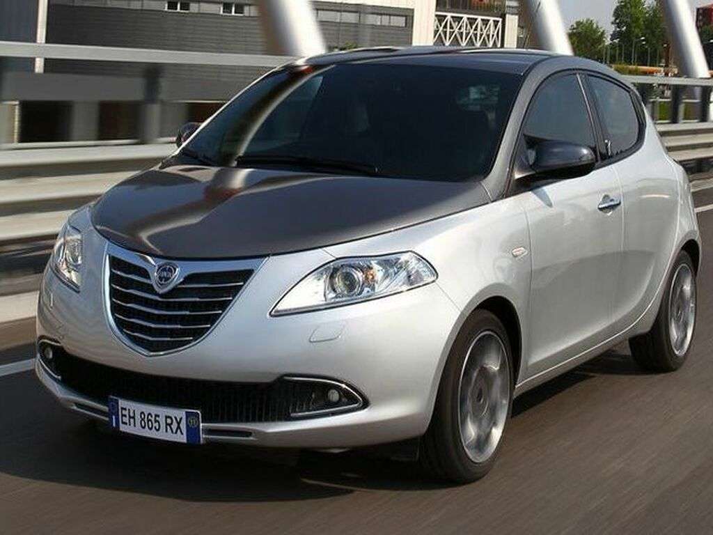 Bilmåtter til Lancia Ypsilon 2011 - 2016