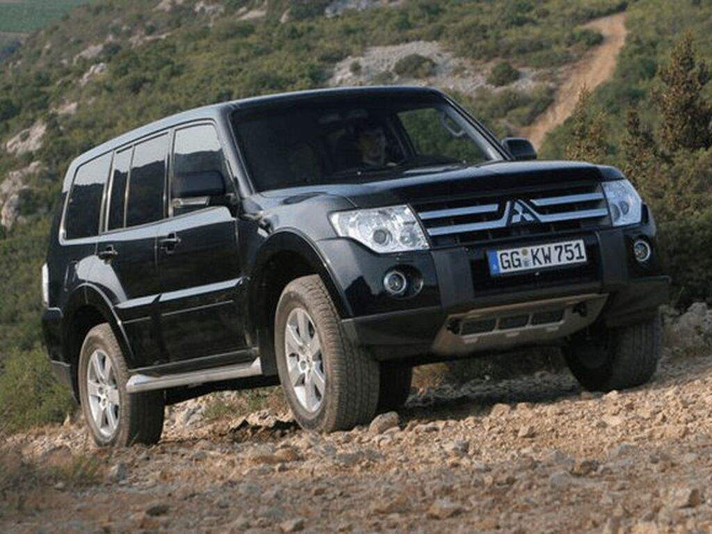 Bilmåtter til Mitsubishi Pajero 2006 - 2021