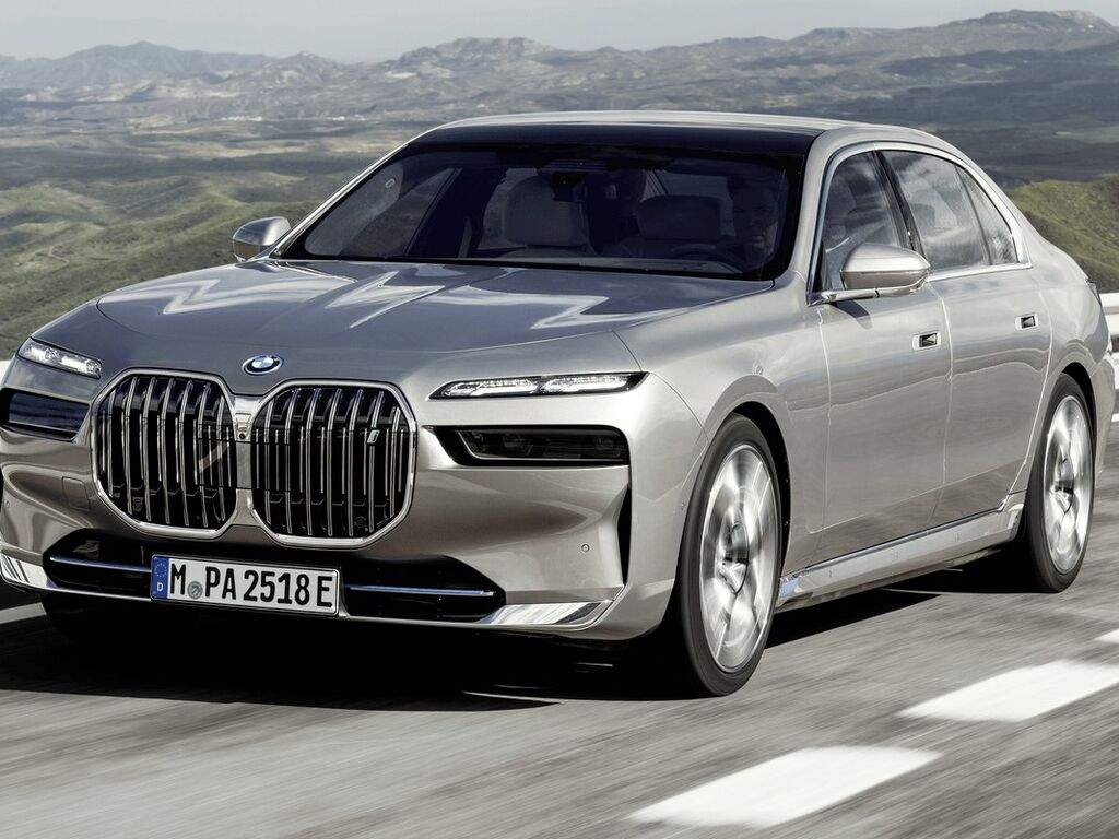 Bagagerumsmåtte til BMW i7 G70 2022 - 2026