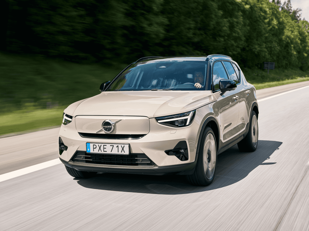 Bagagerumsmåtte til Volvo EX40 2024 - 2025