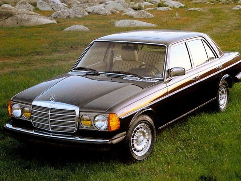 Bagagerumsmåtte til Mercedes W123 1975 - 1986