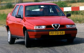 Bilmåtter til Alfa Romeo 155. 